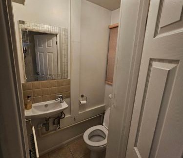 Grove House | Your Cozy Home Away From Home