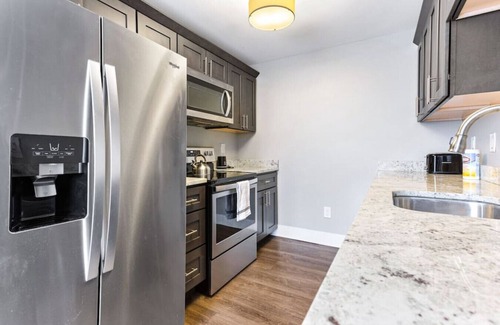 Midtown Apartment | Your Cozy One Bedroom Midtown
