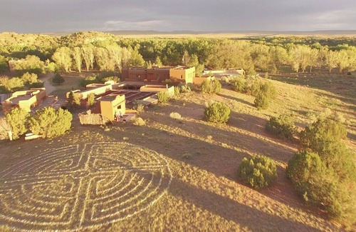 Lamy House | Your Destination Retreat