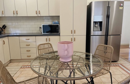 Maidstone House | Your Family Will be Close to Everything When you Stay