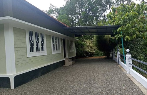 Devikolam House | “Your Family’s Perfect Getaway by the Riverside!”