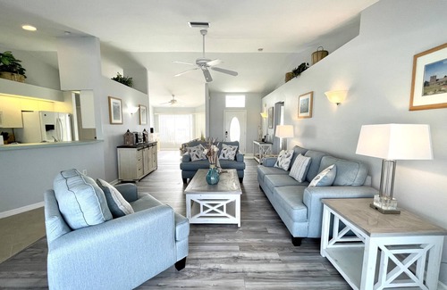 Long Meadow House | * Your fun, sunny, totally relaxing Florida vacation starts now! *