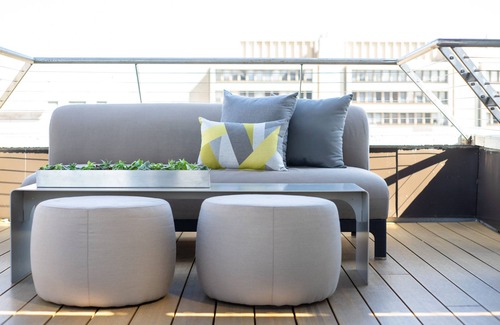 Foggy Bottom Hotel | Your Gateway to D.C.: Cozy Hive Near White House – Perfect for Sightseers