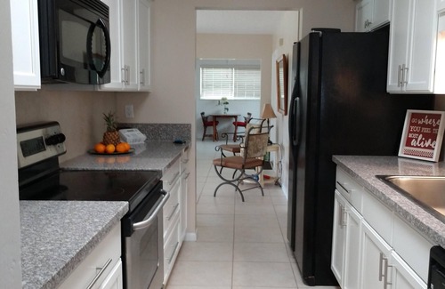 Port Saint Lucie House | Your Home Away From Home/Dog Friendly