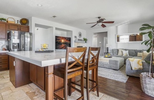 Temecula House | Your Home Away From Home near Wineries & Old Town