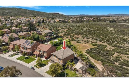Temecula House | Your Home Away From Home near Wineries & Old Town