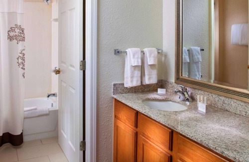 Homewood Hotel | Your Home Away From Home Near Homewood Soccer Park!