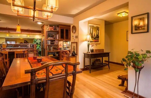 Quito Apartment | YOUR HOME IN QUITO! Luxurious and just like home!