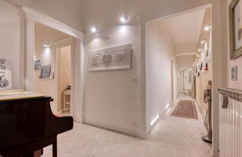 San Vincenzo House | Your House Rooms
