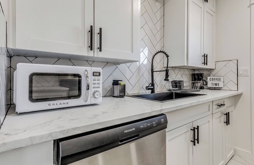 Bartlesville Apartment | Your Long Stay Downtown Home! - Fully Renovated