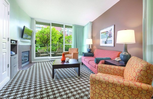 Inner Harbour Resort | Your loved ones will love you for this !