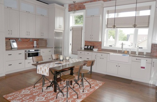 Chagrin Falls Apartment | Your Main Street Studio