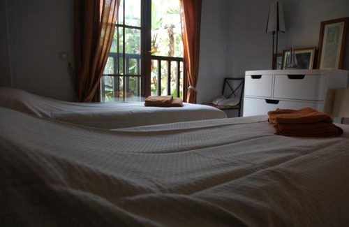 New Golden Mile Apartment | Your Oasis of Luxury and Leisure at Gazules Del Sol in Marbella area - Benahavis