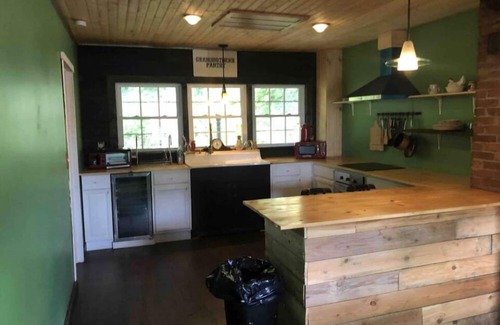 Derrick City House | Your Own Home- Pet Friendly