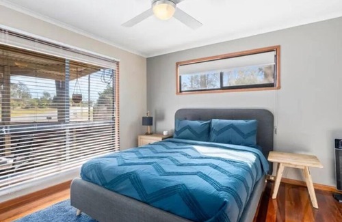 Eagleby House | Your own Retreat