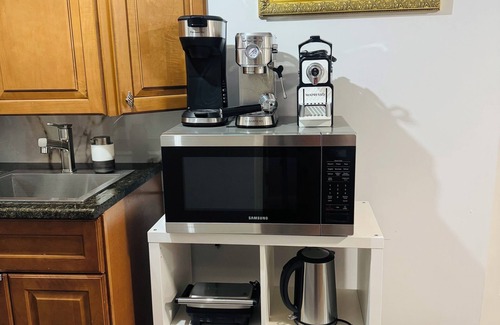 Amityville Apartment | Your Perfect Getaway Between Farmingdale & Amityville