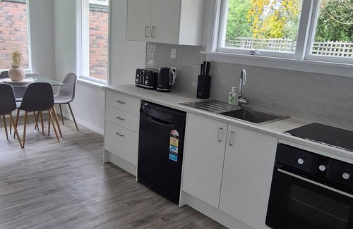 Christchurch House | Your Perfect Stay - Family friendly - Between City and Airport