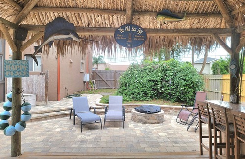 Springs at Kings Bay House | Your personal Tiki Hut waterfront/pool/spa home.