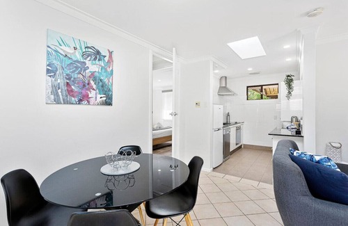 South Perth Villa | Your private sanctuary in South Perth awaits.
