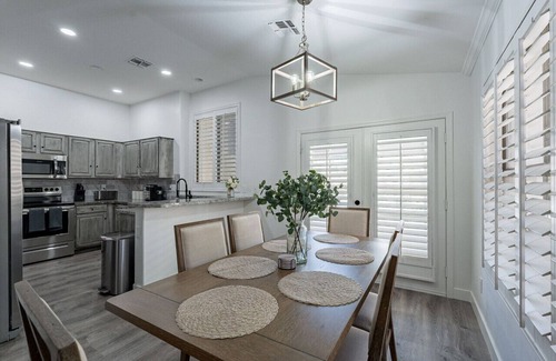 East Mesa House | Your Relaxing Escape: A Mesa Oasis