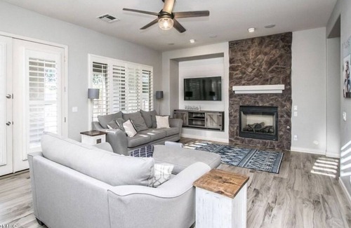 Chandler House | Your Secret Desert Hideaway