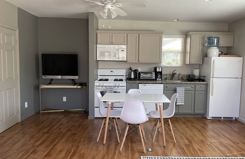 Leucadia Apartment | Your Sweet Lil' Surf Spot