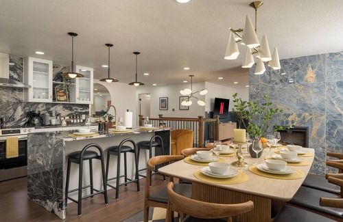 Allendale Area House | ✨ Your Ultimate Arvada Retreat – Designed for Memorable Group Getaways! ✨