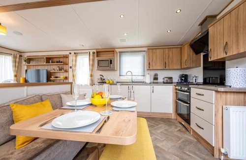 Pevensey Ski Chalet | Your Ultimate Holiday Rental at Pevensey Bay 35 Woodland Walk