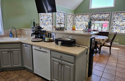 Millsboro House | Your vacation home of 4200sq ftnMillsboro.Pet friendly,Private Pool Jacuzzi etc