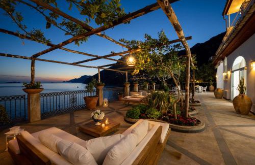 Arienzo Villa | YourHome - Villa Aldo Marino