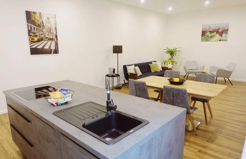 West Berlin Centre Apartment | YourHomeAwayfromHome