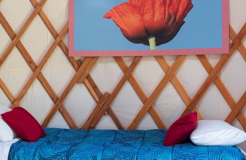 Laprugne House | Yourtissimo - La Maison Rouge