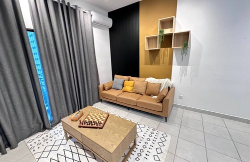 Nilai House | Youth City Residence/2 Room/KLIA/Nilai/Pool