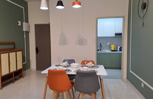 Nilai Apartment | Youth City Residence/3 Room/KLIA/Nilai/Pool