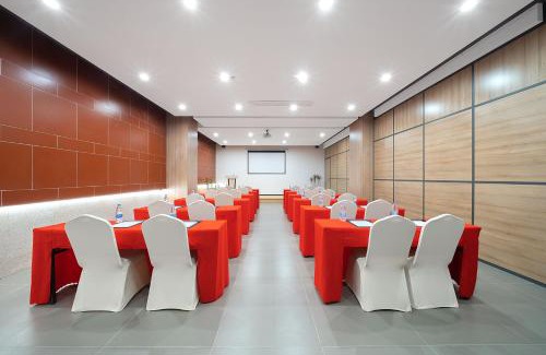 Xiang'an Hotel | Youth Sunshine Hotel