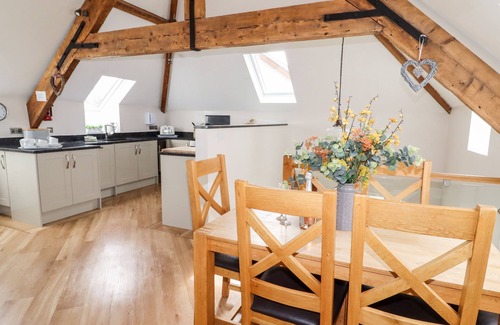 Brynrefail Cottage | YR HEN FESTRI, family friendly, luxury holiday cottage in Y Felinheli