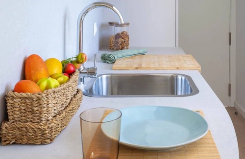Armilla Apartment | Yugo Salud