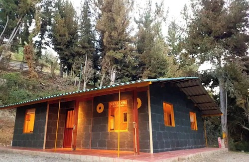 Aquitania Cabin | Yukatan Cabins, Van Gogh House, Lake Tota