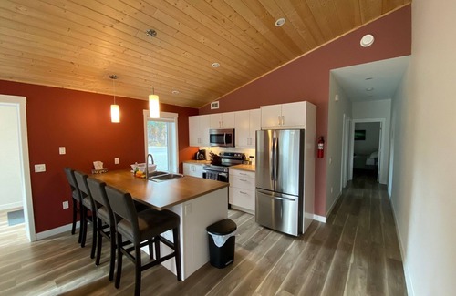 Whitehorse House | Yukon Hot Springs Suite #33