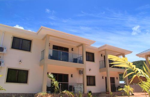 Grand Anse Apartment | Yvon's Tropical Villa