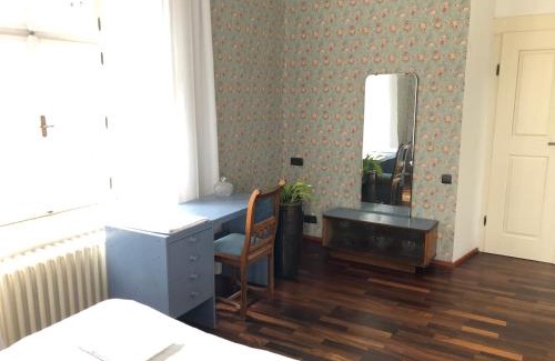 Zbraslavice House | Zámeček Ostrov