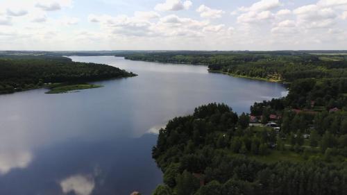 Rakow House | Zaciszny dom z plażą nad jeziorem Chańcza