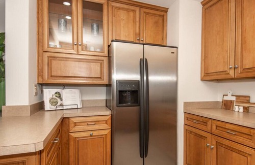 Mount Lookout Condo | Zan Court Unit 1 · Mt Lookout Hideaway