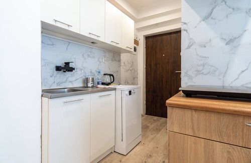 Katowice Apartment | Zawodzie 3-Bedroom Apartment