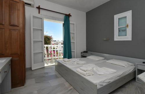 Naousa Hotel | Zefi Hotel & Suites