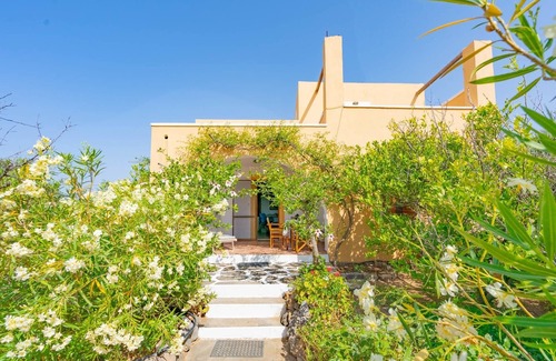 Frangokastellon House | Zefiros House - Walk To Beach - AC WIFI