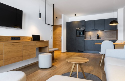 Lam Apartment | zeitlang by Rösslwirt