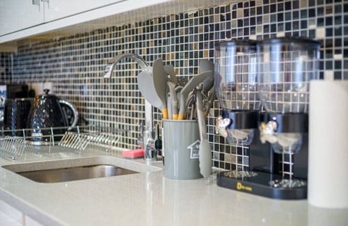 Finsbury Apartment | Zen 2BR Oasis | Walk to Tube!