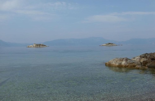 Phocis Region Apartment | Zen Cottage on the Beach