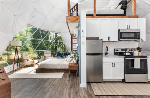 Luray House | Zen Dome - Romantic Retreat, Wifi & AC, Hot Tub, National Park 8 Min